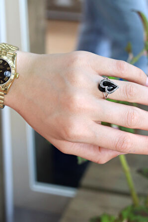 Oniks Taşlı Kalp Aşk Model 925 Ayar Gümüş Markazit Kadın Yüzük 201024237