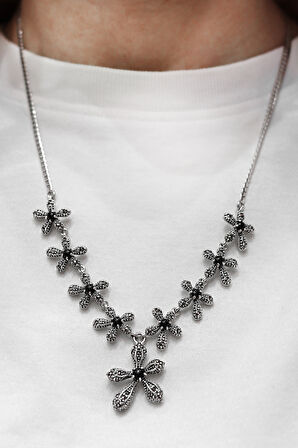 Oniks Taşlı Çiçek Model Markazit Taşlı Gümüş Kadın Gerdanlık 201024303