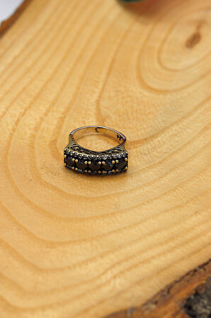 Siyah Zirkon Taşlı Beştaş Model Otantik Kadın Gümüş Yüzük 201024333