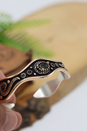 Zultanit Taşlı Zirkon Süsleme  El işi Gümüş Kadın Bilezik 201024464