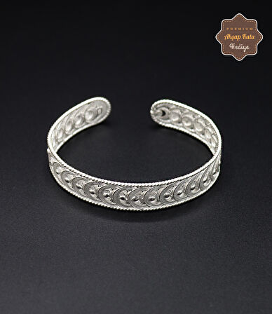 Yöresel Pullu Desenli Model Telkari Gümüş Kadın Bilezik 201024634