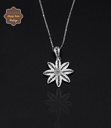 Çiçek Model 925 Ayar Saf Gümüş Telkari Kadın Kolye 201024646