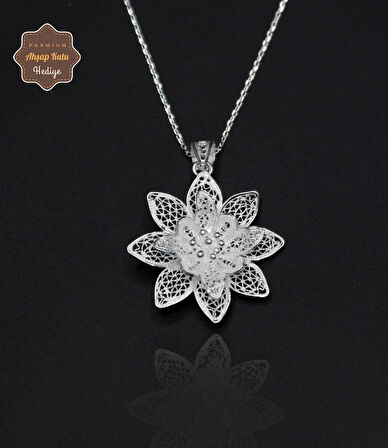 Lotus Çiçeği Model 925 Ayar Saf Gümüş Telkari Kadın Kolye 201024648
