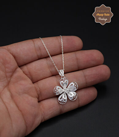 Çiçek Model 925 Ayar Saf Gümüş Telkari Kadın Kolye 201024649