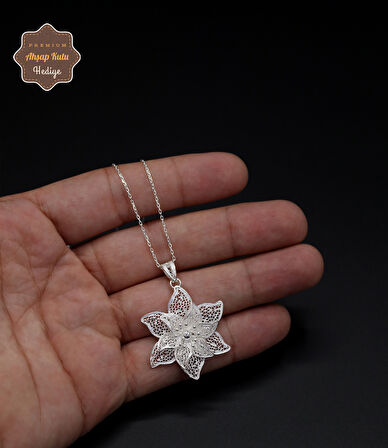 Zambak Model 925 Ayar Saf Gümüş Telkari Kadın Kolye 201024651