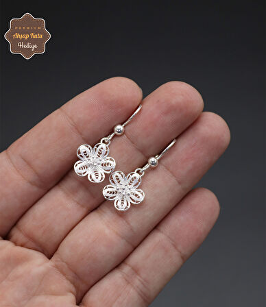 Sallantılı Papatya Model 925 Ayar Gümüş Telkari Kadın Küpe 201024670