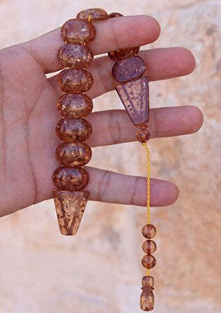 Kahverengi Altın Parçacıklı Oval Kesim Toz Kehribar Balık Tesbih 201024700