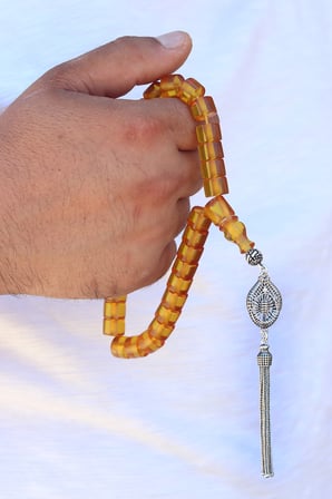 Sarı Renkli Damla Gümüş Püsküllü Tekerlek Kesim Necef Taşlı Tesbih 201025708