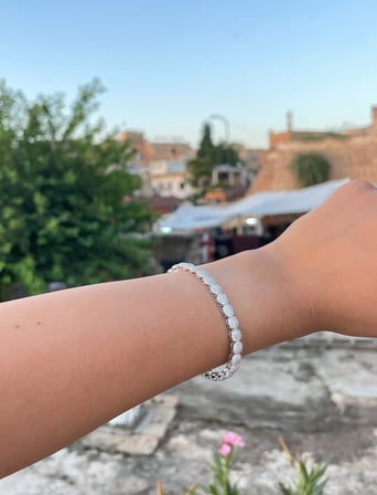 Zirkon Taşlı Su Yolu Yuvarlak Model 925 Ayar Gümüş Kadın Bilezik 201025800