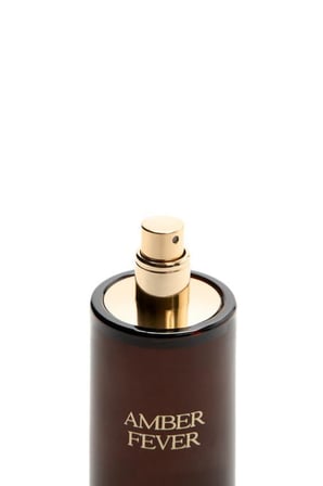 AMBER FEVER EDP 80 ML (2.72 FL. OZ).(indirimsehri)