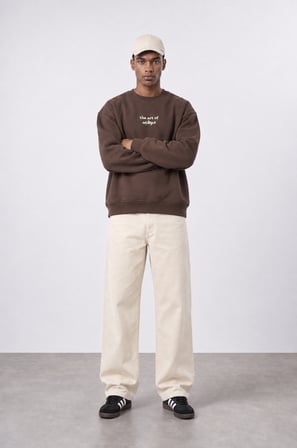 Erkek The Art Of Patch Detaylı Oversize Sweatshirt Kahve