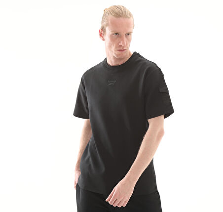 102055792-R Reebok 5M Fanco Tee Erkek T-Shirt Siyah