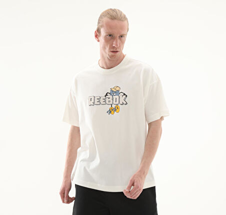 102055795-R Reebok 5M Funny Tee Erkek T-Shirt Beyaz