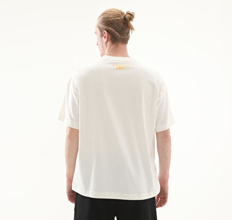 102055795-R Reebok 5M Funny Tee Erkek T-Shirt Beyaz