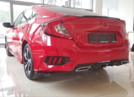 CIVIC FC5 2016-2021 IÇIN UYUMLU ARKA SIS 3 ÇIZGI KIRMIZI- PIANO BLACK