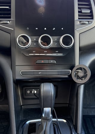 Renault Megane 4 Otomatik Vites Araç Içi Premium Telefon Tutucu - Araba Telefon Tutacağı Havalandırma Için