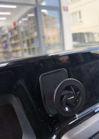 Ford Courier 2024-2026 Araç Içi Premium Telefon Tutucu - Araba Telefon Tutacağı Havalandırma Için
