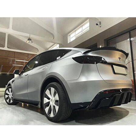 Tesla Model Y İçin Uyumlu Aero Kit (Pıano Black)