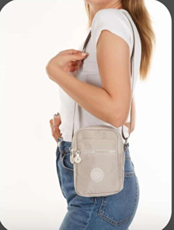 NEWİSH POLO KADIN KRİNKIL AYARLANABİLİR ASKILI CEPLİ POSTACI OMUZ ÇANTASI-KREM