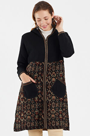 Kadın Çok Renkli Cepli Kapüşonlu Kilim Hırka