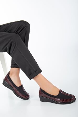 Hakiki Deri Rugan ve Dalgıç Malzeme Bordo Büyük Numara Kadın Ayakkabısı Günlük