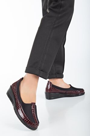 Hakiki Deri Rugan ve Dalgıç Malzeme Bordo Büyük Numara Kadın Ayakkabısı Günlük