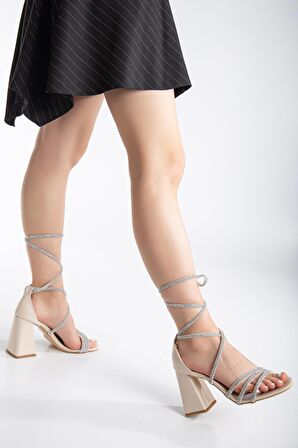 3 Bantlı Bilek Sargılı Gladyatör Model Ten Kadın Abiye Ayakkabı