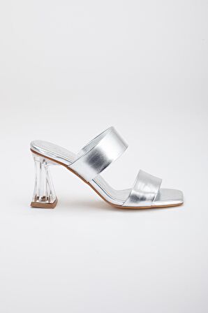 İki Bantlı Gümüş Kadın Şeffaf Topuklu Terlik