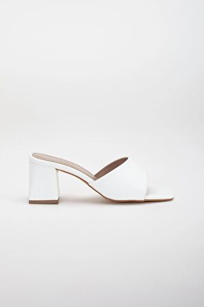 Hasır ve Düz Tekbant Beyaz Kadın Topuklu Terlik