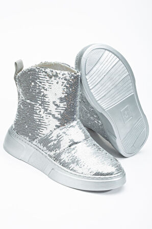 Kadın Bot Düz Taban Gümüş Pullu Bağsız Parlak