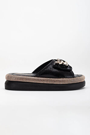 Kadın Taşlı Dolgu Topuk Terlik  Siyah Metal Tavşan Aksesuarlı 