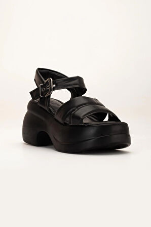 Kadın Dolgu Topuk Sandalet Siyah 2 Kalın Bantlı cilt