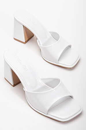 Büyük Beden Kadın Topuklu Terlik Beyaz Rugan İnce Bantlı