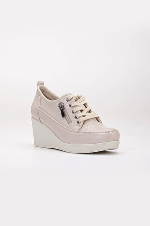 Kadın Dolgu Topuklu Ayakkabı Bej Rugan Fermuarlı Bağcıklı