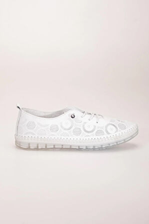 Hakiki Deri Kadın Günlük Ayakkabı Beyaz Lazer Baskılı Elastik Bağcıklı Jel Taban