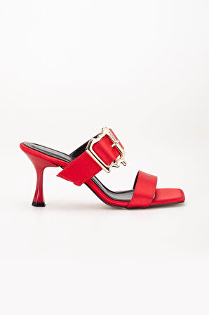 Kadın Topuklu Terlik Kırmızı Saten Tek Bant Aksesuarlı