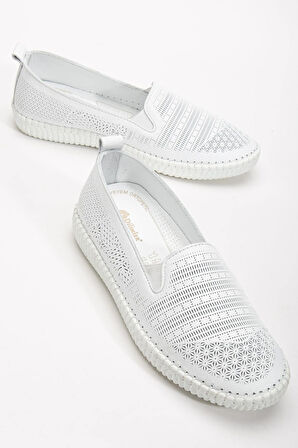 Hakiki Deri Ortopedik Kadın Günlük Ayakkabı Beyaz Bağsız Lazer Baskılı