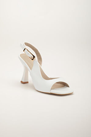 Kadı Topuklu Sandalet Ayakkabı Beyaz Cilt Yan Büyük Tokalı