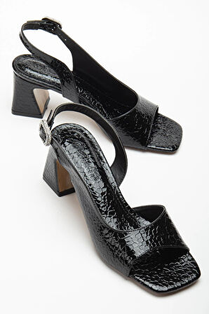 Kadın Topuklu Sandalet Ayakkabı Siyah Rugan Kroko Baskılı Tan Taşlı Tokalı
