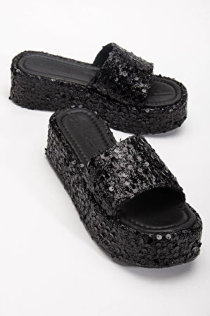 Kadın Dolgu Topuk Terlik Siyah Pullu Kalın Tek Bant Kaplama Taban