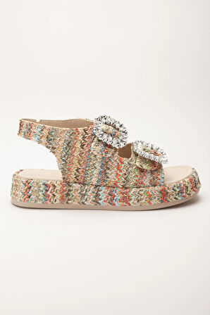 Kadın Dolgu Topuk Sandalet Nude Çift Bantlı Hasır Malzeme Taşlı Tokalı