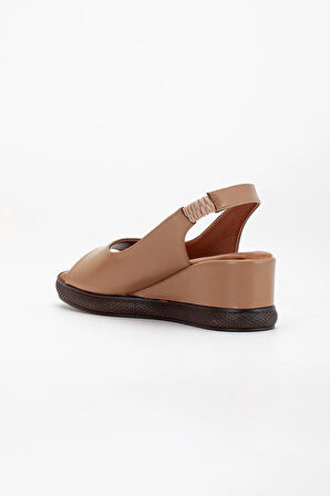 Kadın Dolgu Topuklu Ayakkabı Vizon Yan Kapalı Burun Açık