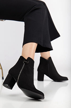 Siyah Kadın Topuklu Bot Süet Taş Detaylı Yuvarlak Burun