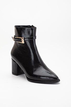 Siyah Kadın Topuklu Bot Kırışık Rugan Sivri Kalıp Tan Tokalı