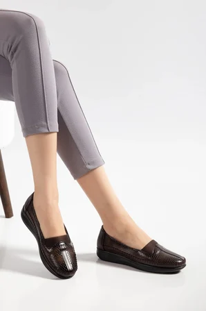 Dilimler Ayakkabı Kadın Loafer Ayakkabı Hakiki Deri Kahve 37 Numara Günlük Kullanım 2 cm Topuk Boyu