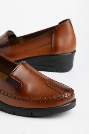 Dilimler Ayakkabı Kadın Loafer Ayakkabı Taba Deri Ortopedik Dolgu Topuk 4 cm