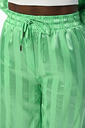 KADIN RAHAT KALIP BOL PAÇA YEŞİL ÇİZGİLİ PANTOLON