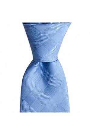 Açık mavi desenli 8 cm genişliğinde kravat