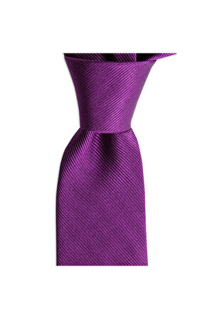 Mor renkli 7,5 cm genişliğinde ipek kravat