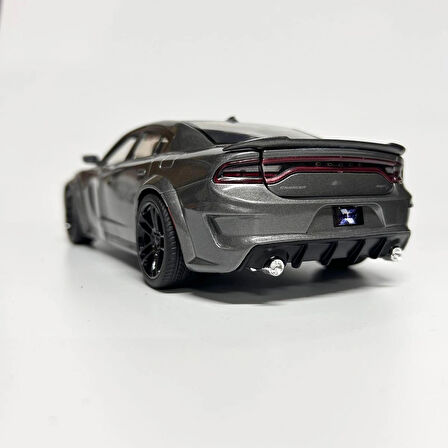 Jada 1/24 Dodge Charger Srt Hellcat 2021